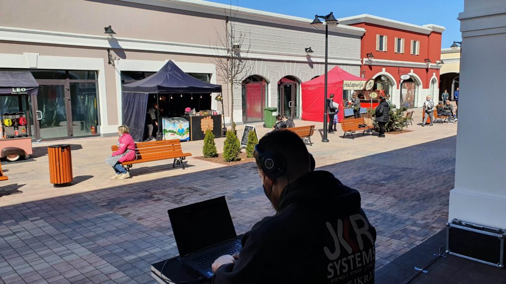 Via Jurmala Outlet Village Gastro trigus